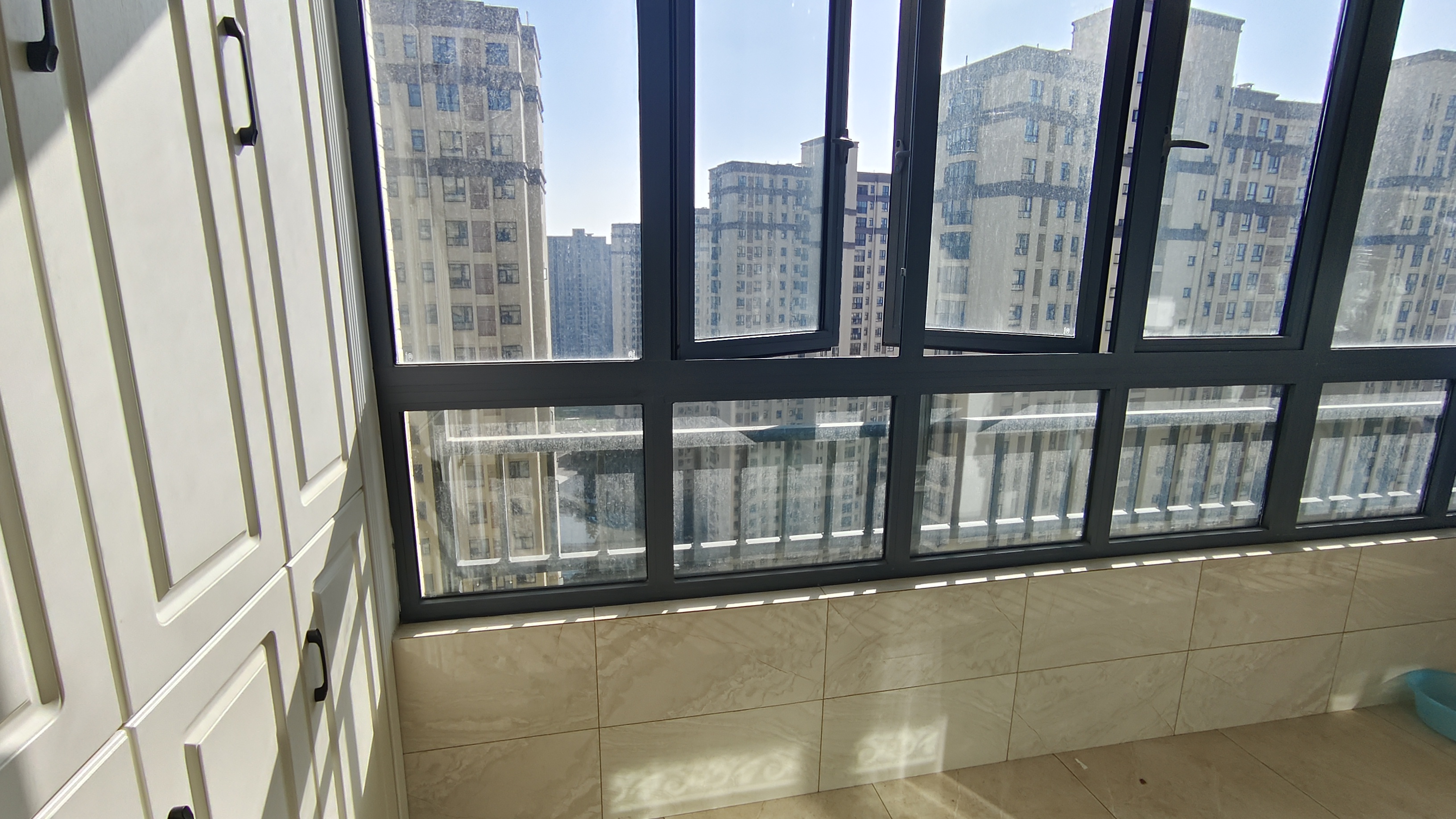 和合国际.精装三房两卫.证件满二.小区环境好.看房方便