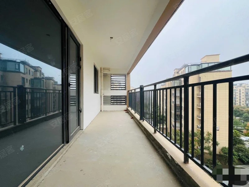 210，急售，城南，比补贴还补贴 ，单价3700，电梯好楼层，小高层四房，证满二，总价51万，双阳台