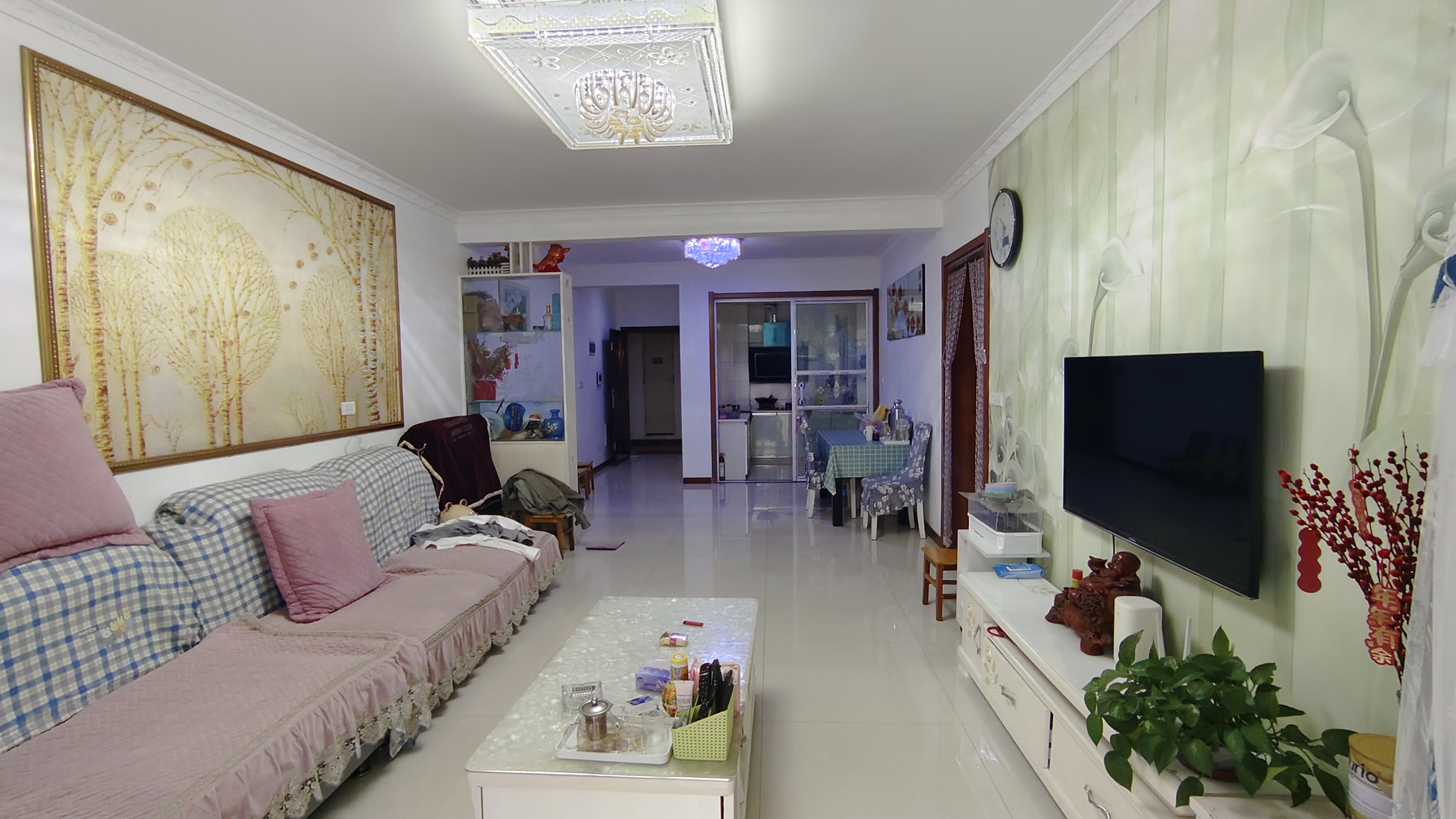 新城一号.精装大两房.中间楼层.证件满二.看房约