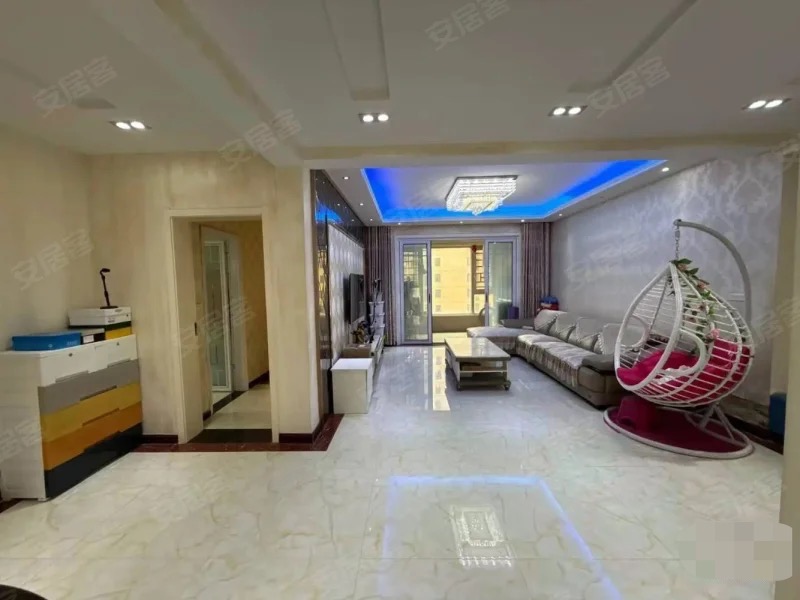 捡漏，急卖，城南元泰，边户，三中门口，电梯精装3房2卫，证满二