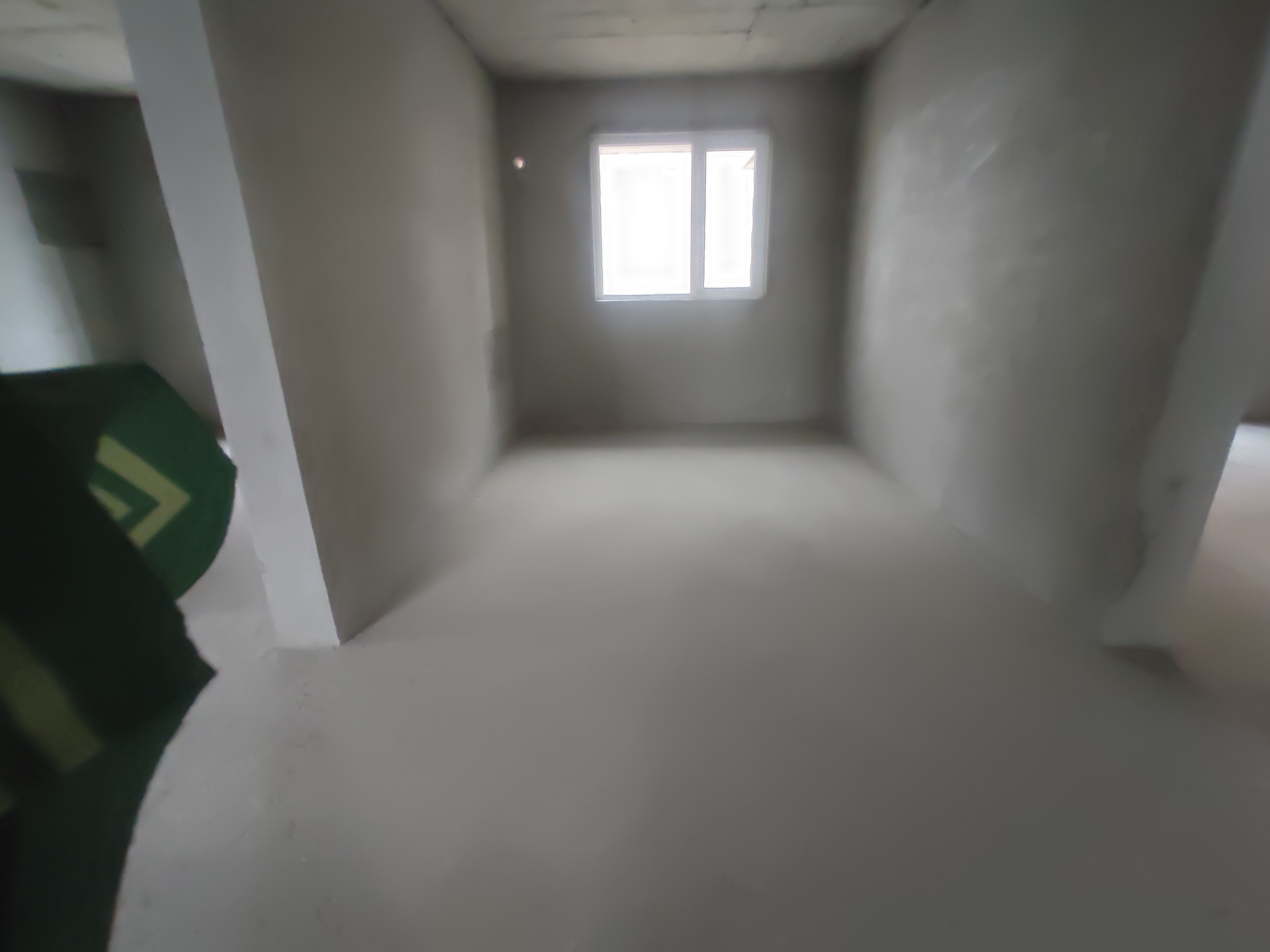 满庭春毛坯大四房送入户花园相当于五房南北通透中间楼层证件满二看房方便