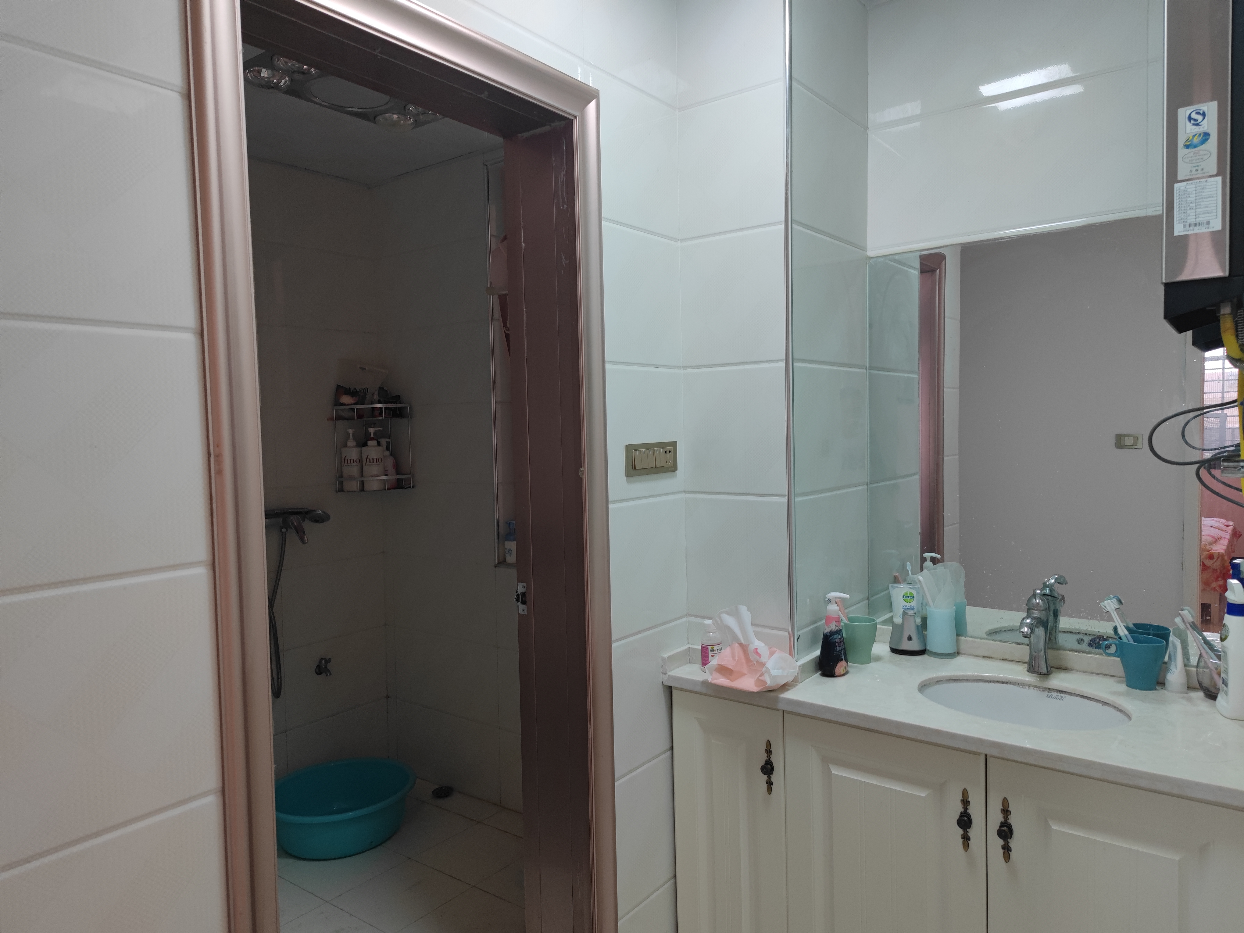 上林仙苑仙桃小二小旁精装三房小区环境好空气也好证件满二