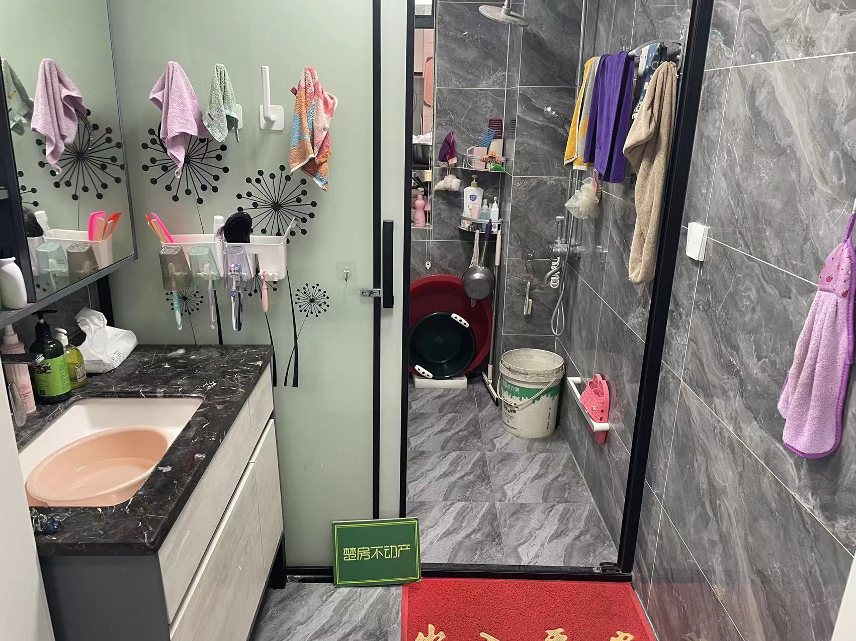 新城一号一期，送车位，晓學门口，全新装修，拎包入住，证满二，采光好，视野好，小区环境好