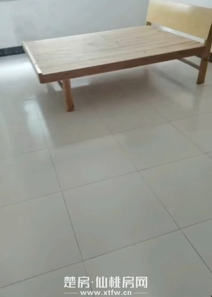 实验二小复州花园校区2室1厅出租，一梯一户，两个大房