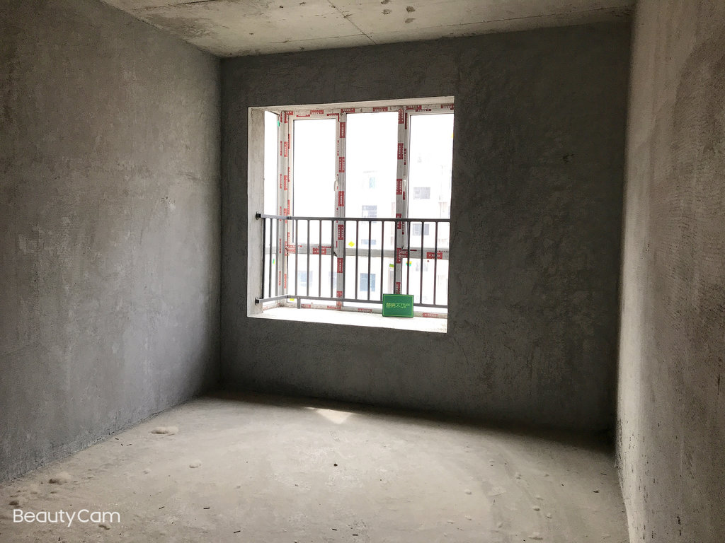 时代天骄毛坯三房中间楼层户型方正房东诚意出售