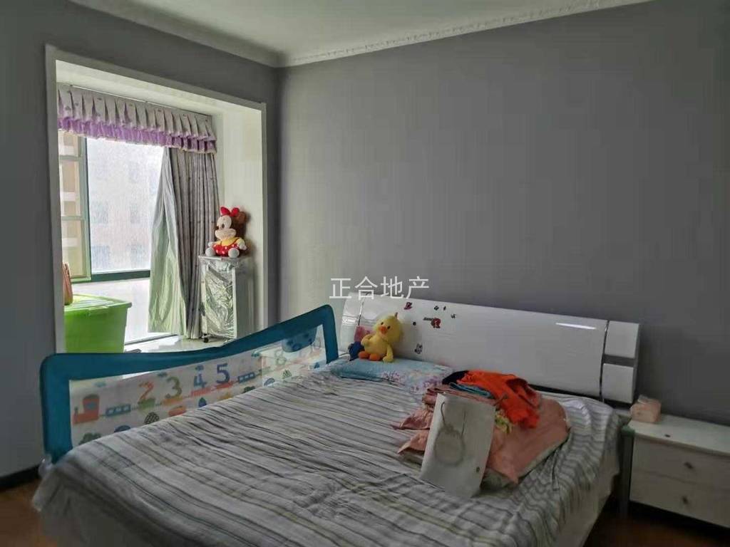 降价急卖，新城壹号，精装三房，电梯好楼层，单价5200，成色新