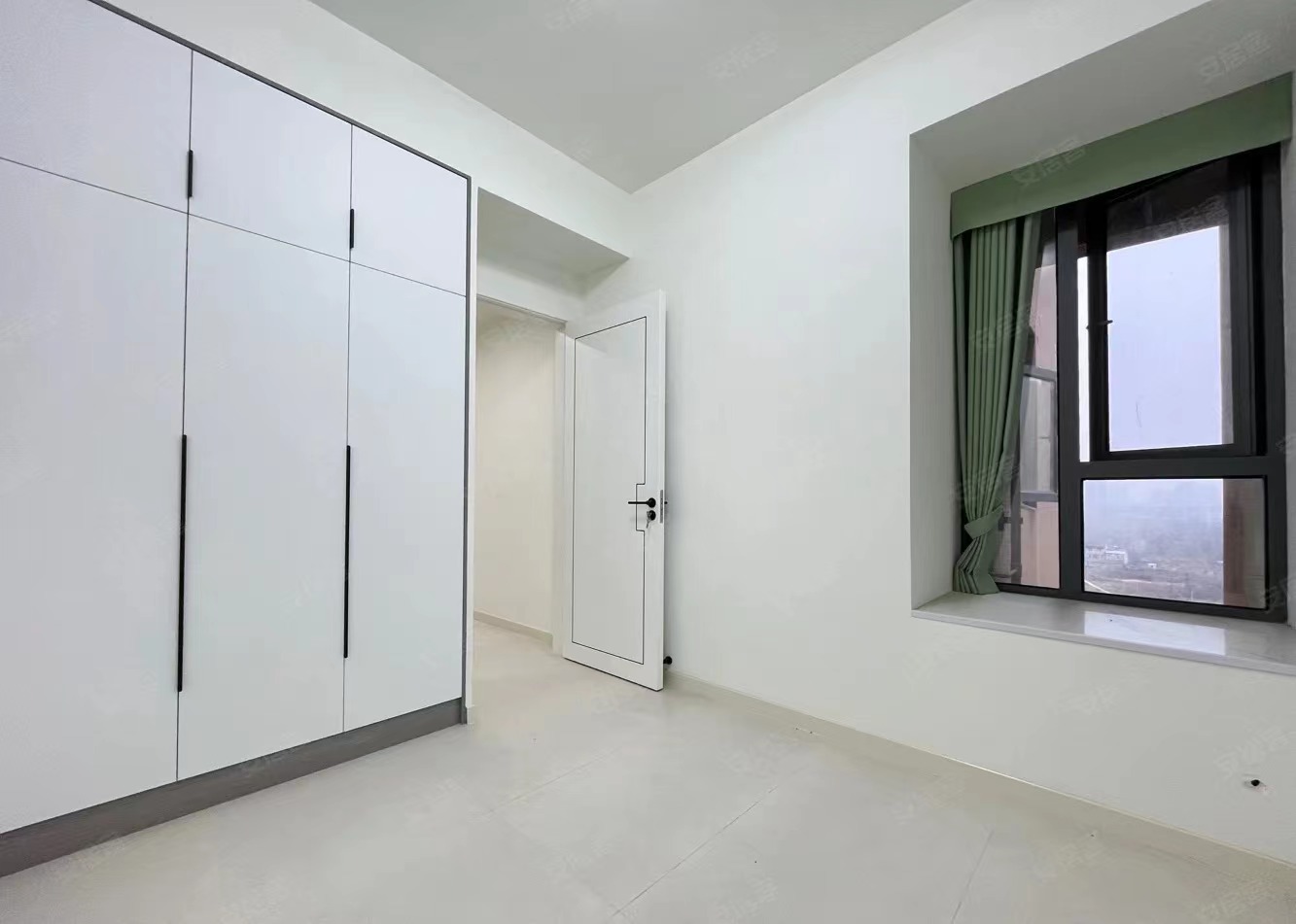 满庭春对面，队口仙桃xiao学，三中，证满二，一天未住