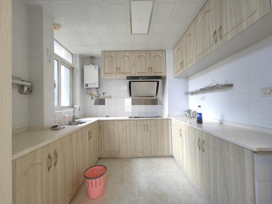 280，城东大盘，和合国际，电梯好楼层，精装三房，四小旁，采光好