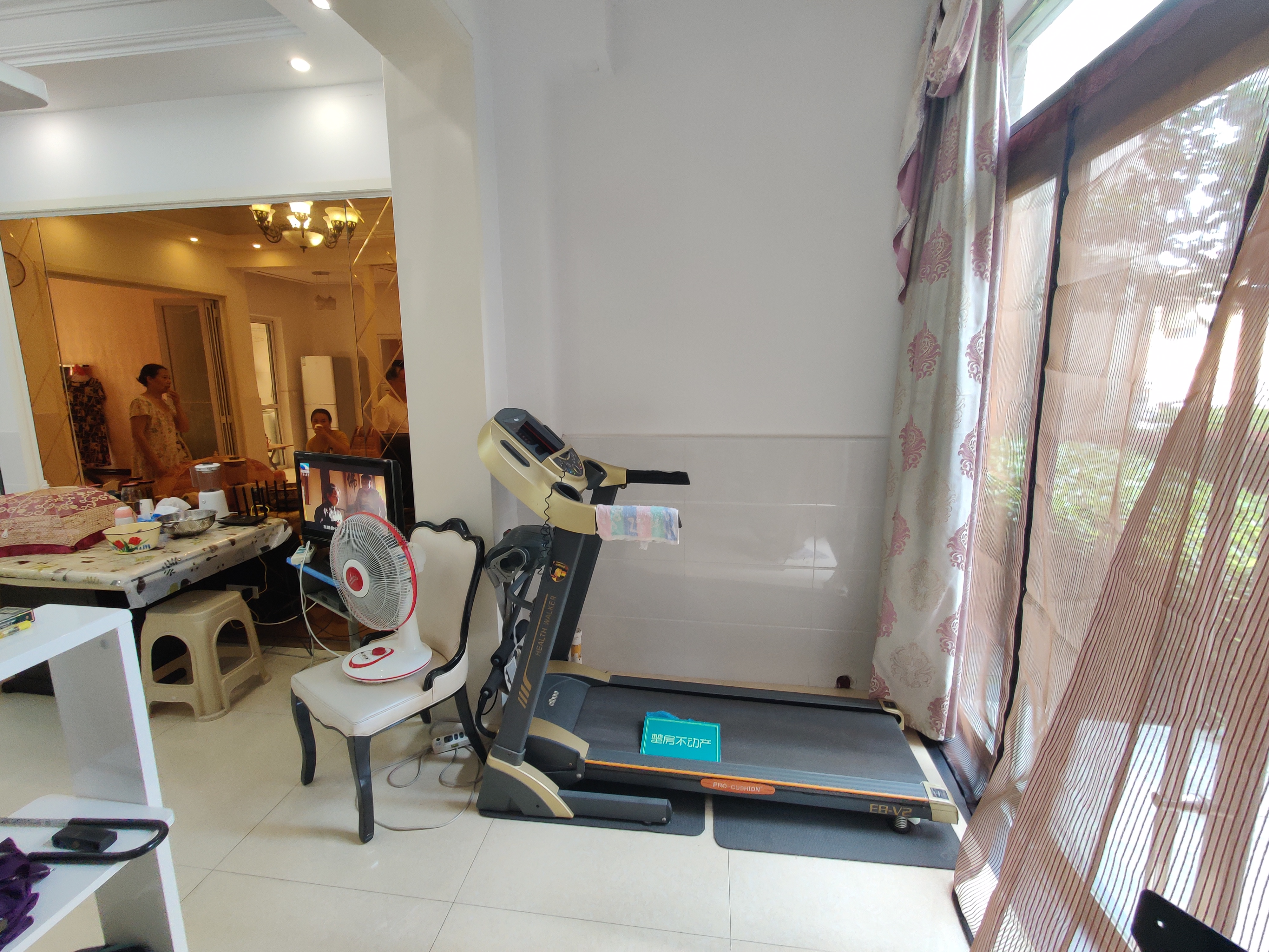 翰林公馆精装三房随看房出门就是一中也可以出租需要的看过来