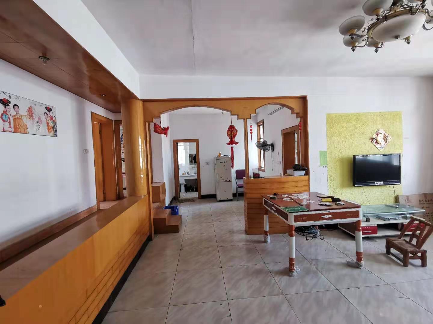 复州花园通透三房 前后无遮挡 采光好 陪读优选 欢迎看房