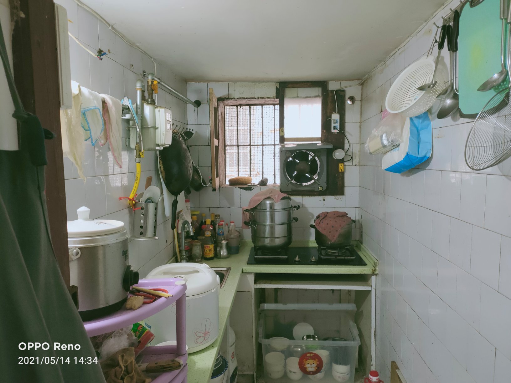 仙桃龙华山派出所旁80平地下室18万元