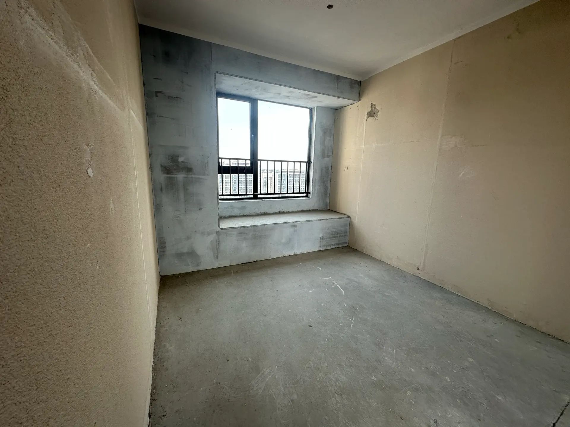 捡漏，城南，吾悦广场现房，边户，131平经典房东包满二