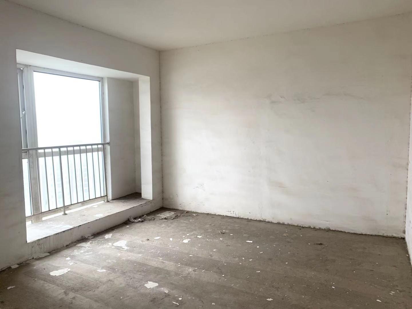 福星城大三房，看房方便