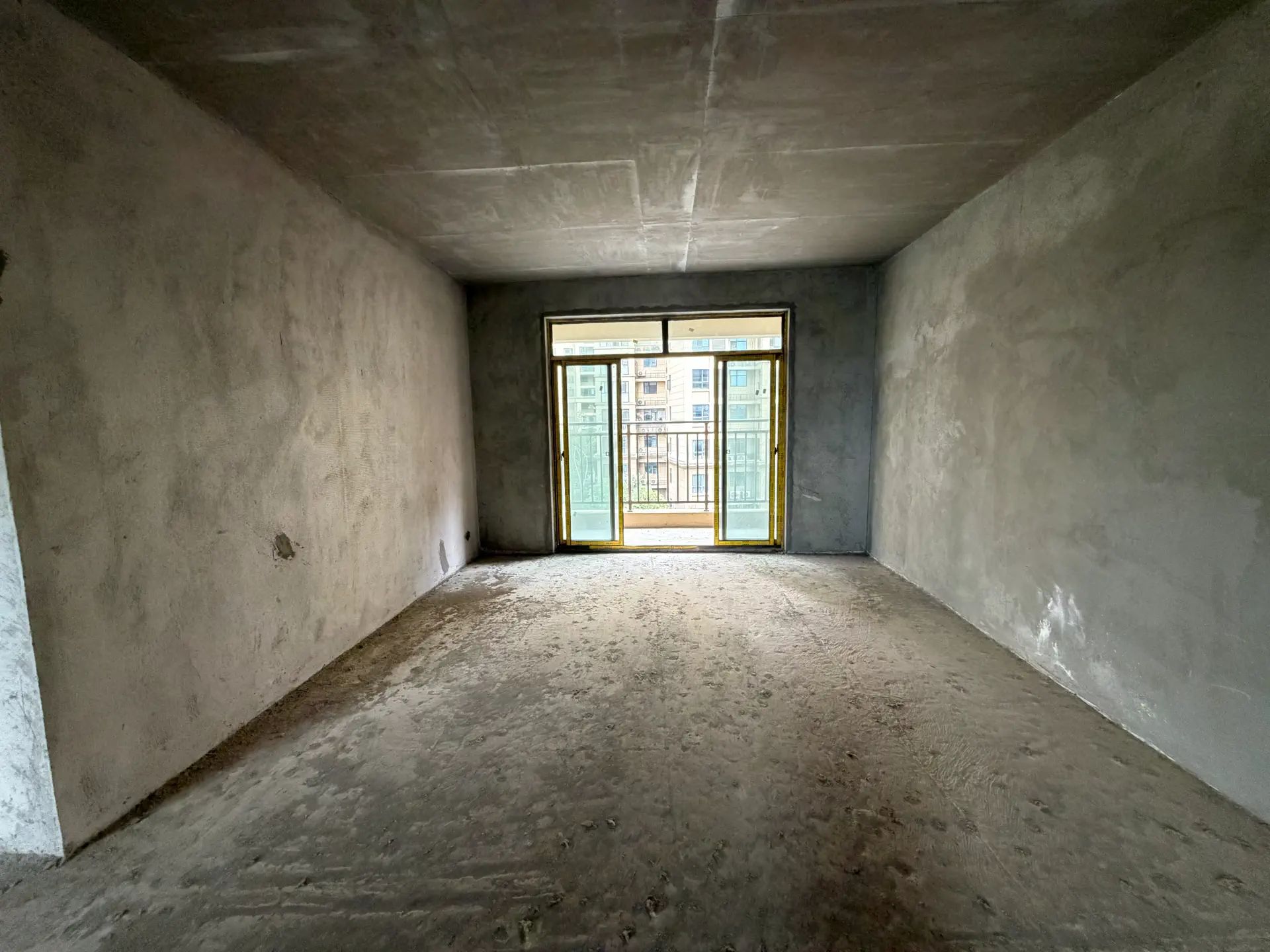 城南,沔阳清华园，电梯小高层，边户双阳台，证满二，一口价56.5