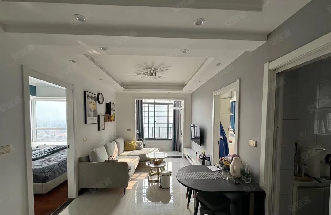 49，房东急售，证满二，精装2房，小户型，一中旁