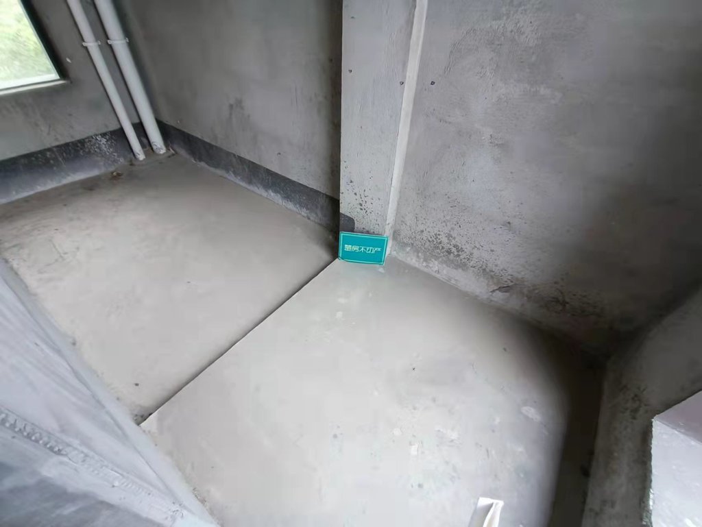 绿地华庭双排大别墅带超大院子带地下室享人生  生活从这里开始