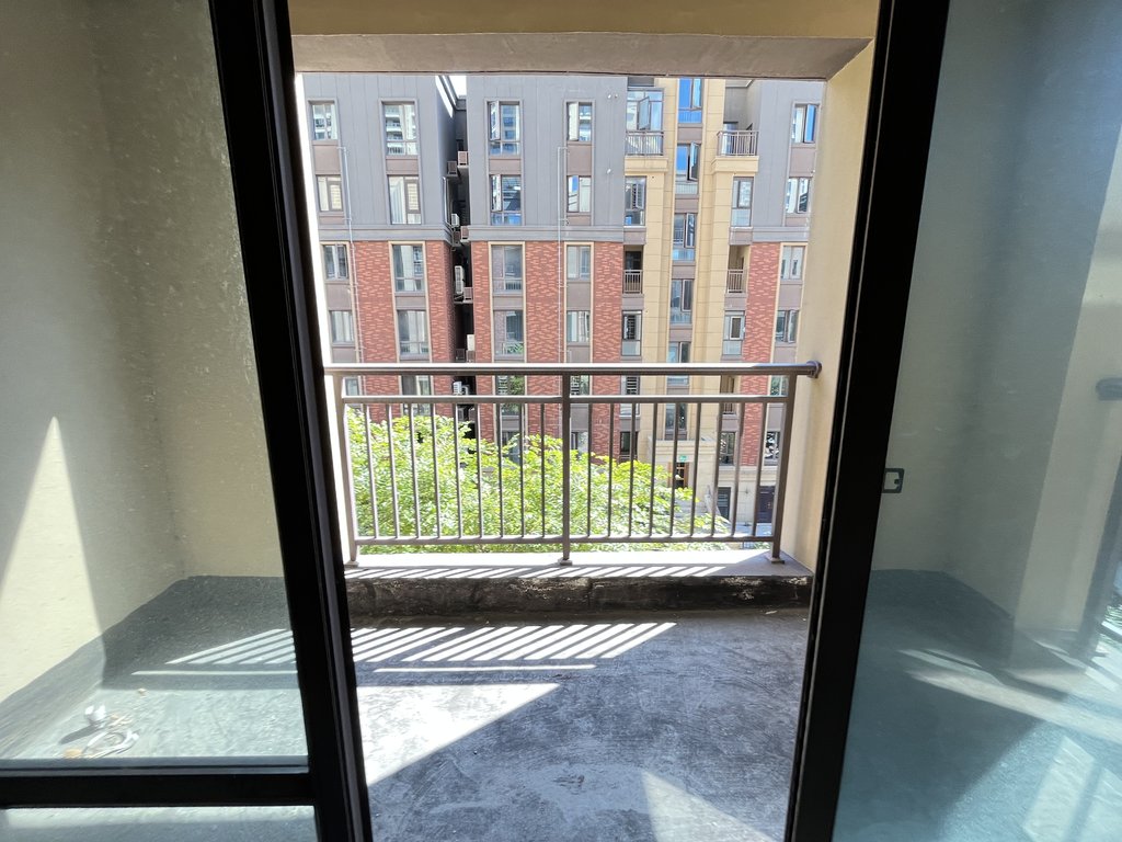 香格里拉电梯洋房南北通透优秀楼层诚意出售