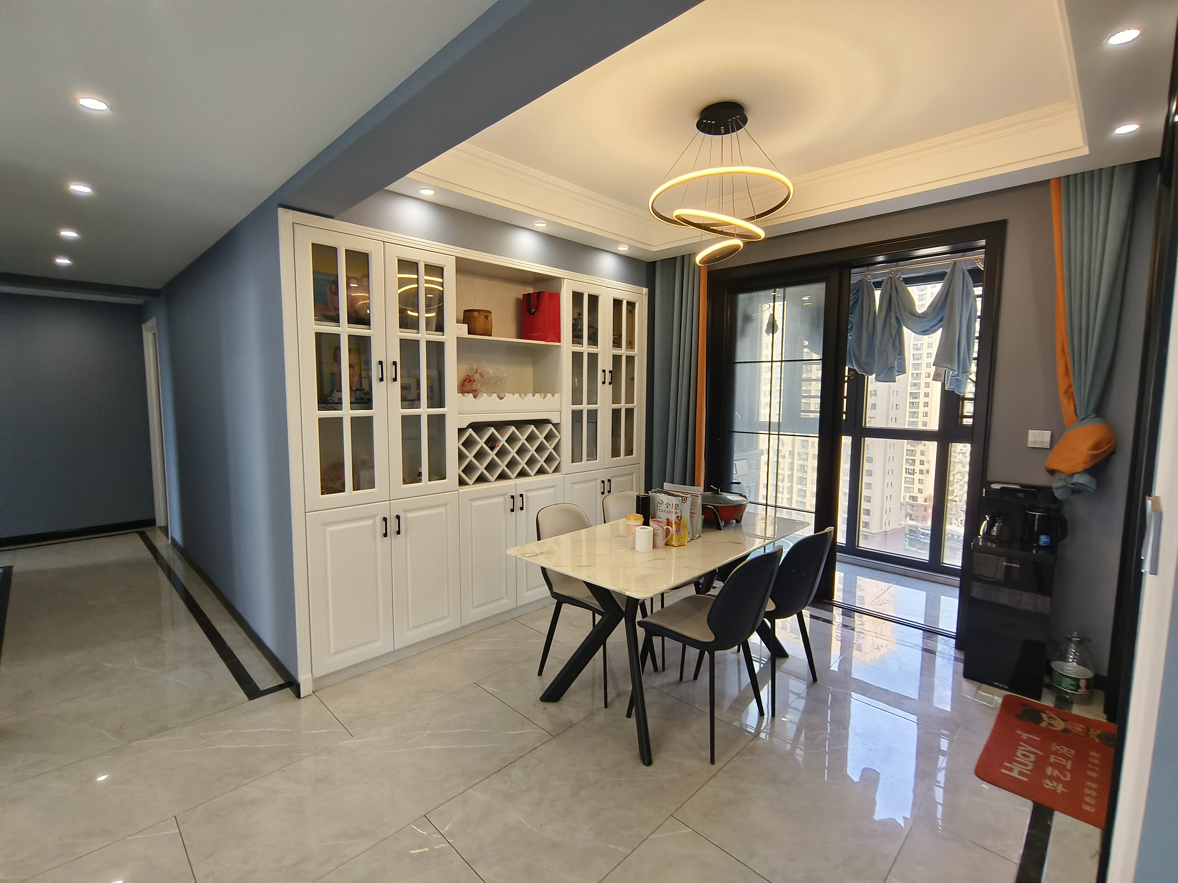 满庭春.精装三房.房子成色新.看房方便