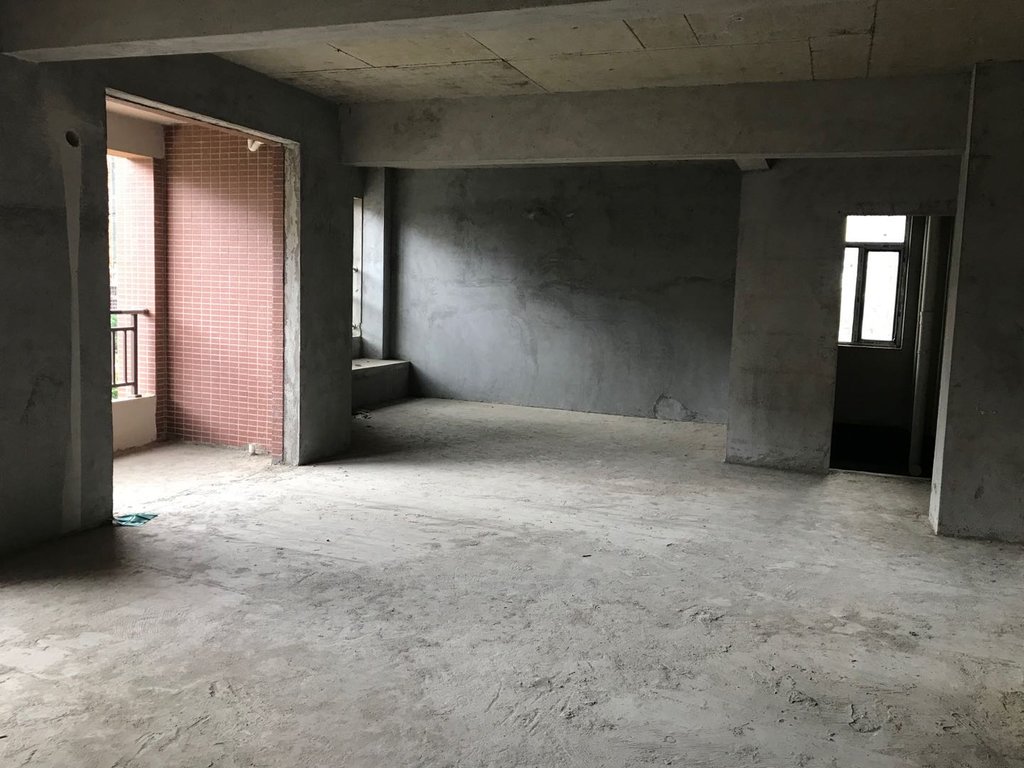 新城一号新街洋房中间好楼层边户三面采光房东诚心出售