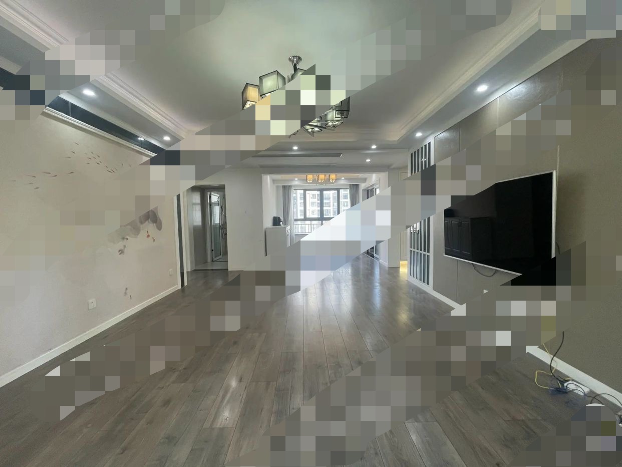 诚心出售，和合国际五期， 送车位，精装三房，证满二，好楼层