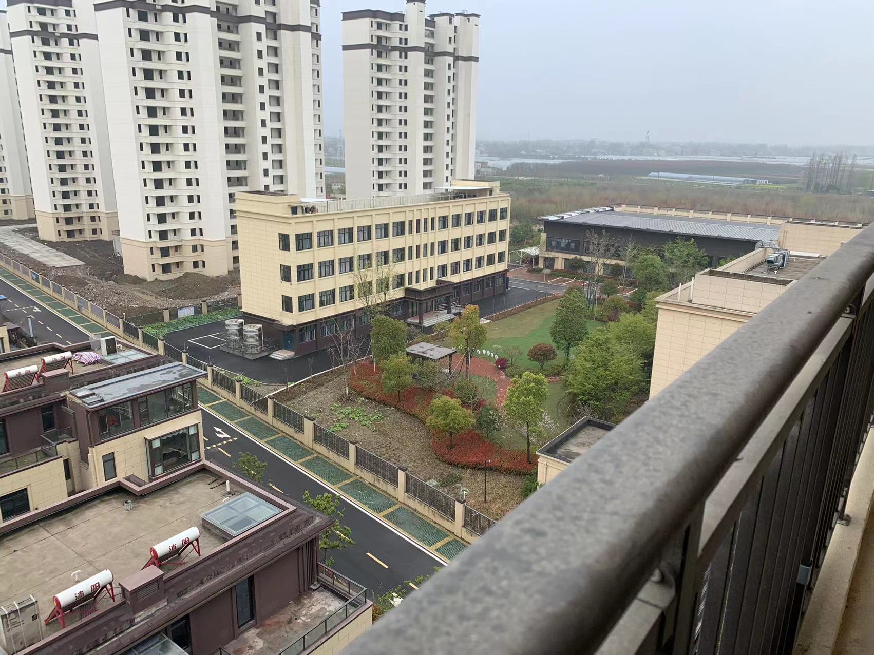 城西绿化率40%，观棠府小区，复式楼157㎡，好房速秒