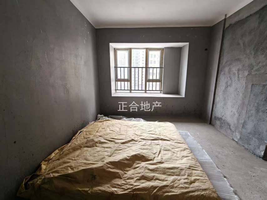 捡漏，森林国际北苑，东边户，电梯小高层9楼，单价5700+，5.1满二，看中谈，急售