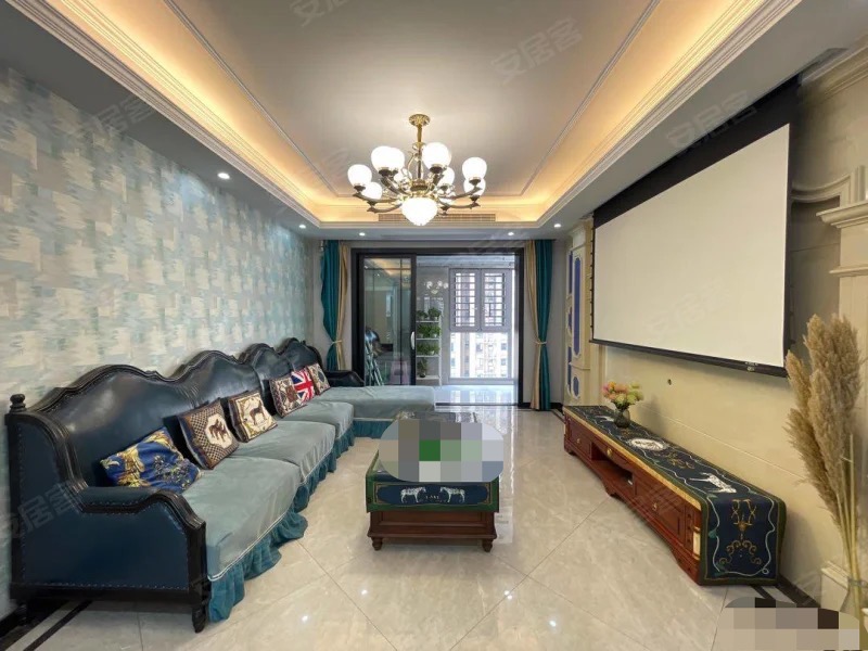 元泰B1，湖景大平层，精装4房，1梯1户 ，单价只要6000， 好楼层，边户