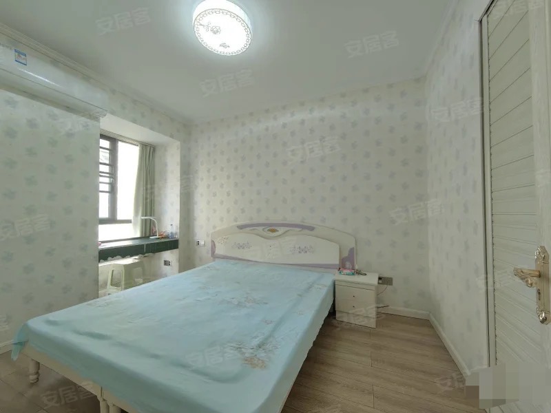 降价了，降价了，城南，新城一号，电梯小高层.，中间楼层，下楼实验3小，单价5800元甩