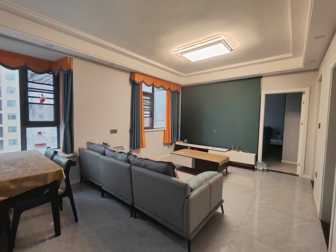 捡漏，仙桃晓学旁，全新精装三房，精装三房，好楼层12楼，证满二，