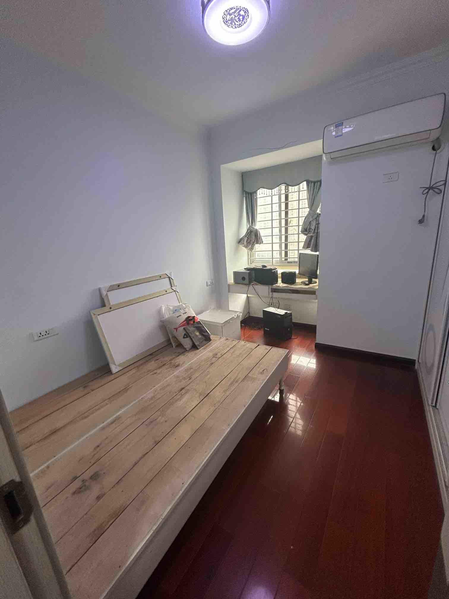 漫城林语5000出头带精装修房！