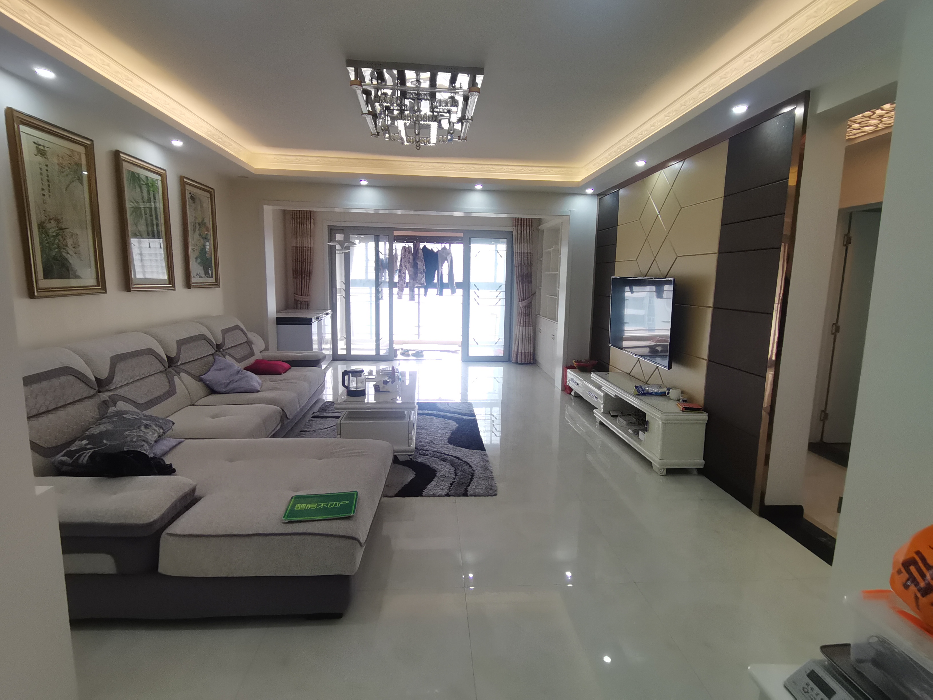 福星城 精装三房 户型方正 房东诚意出售