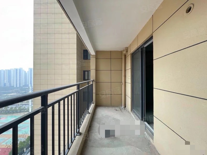 捡漏，湖景房，森林国际城5期，新二中二小 ，单价4600左右 ，双阳台，好楼层