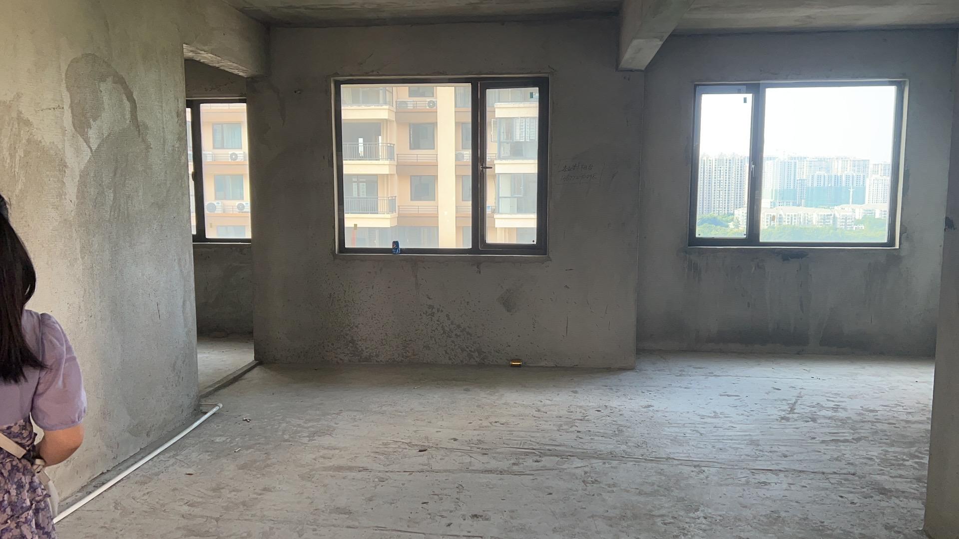 蓝天新城纯人车分流高档小区