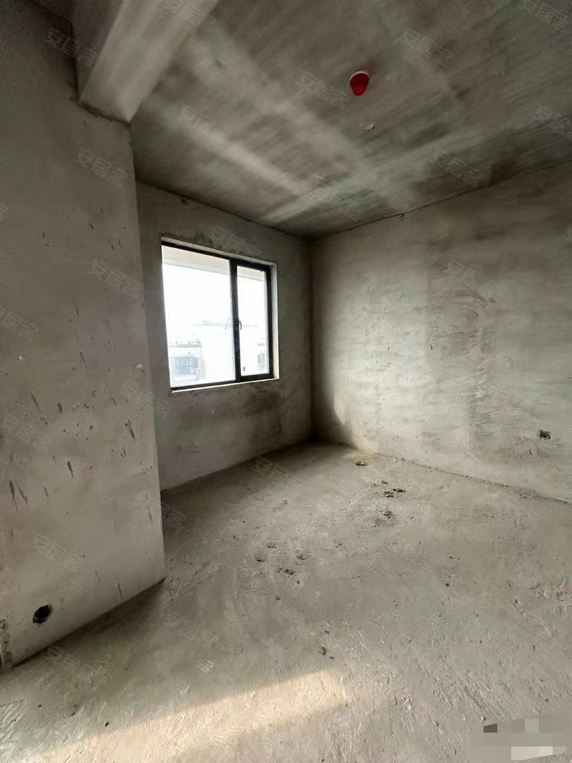 34，少有荣怀经典2房，小区环境好，证件满二，好楼层，采光绝绝子