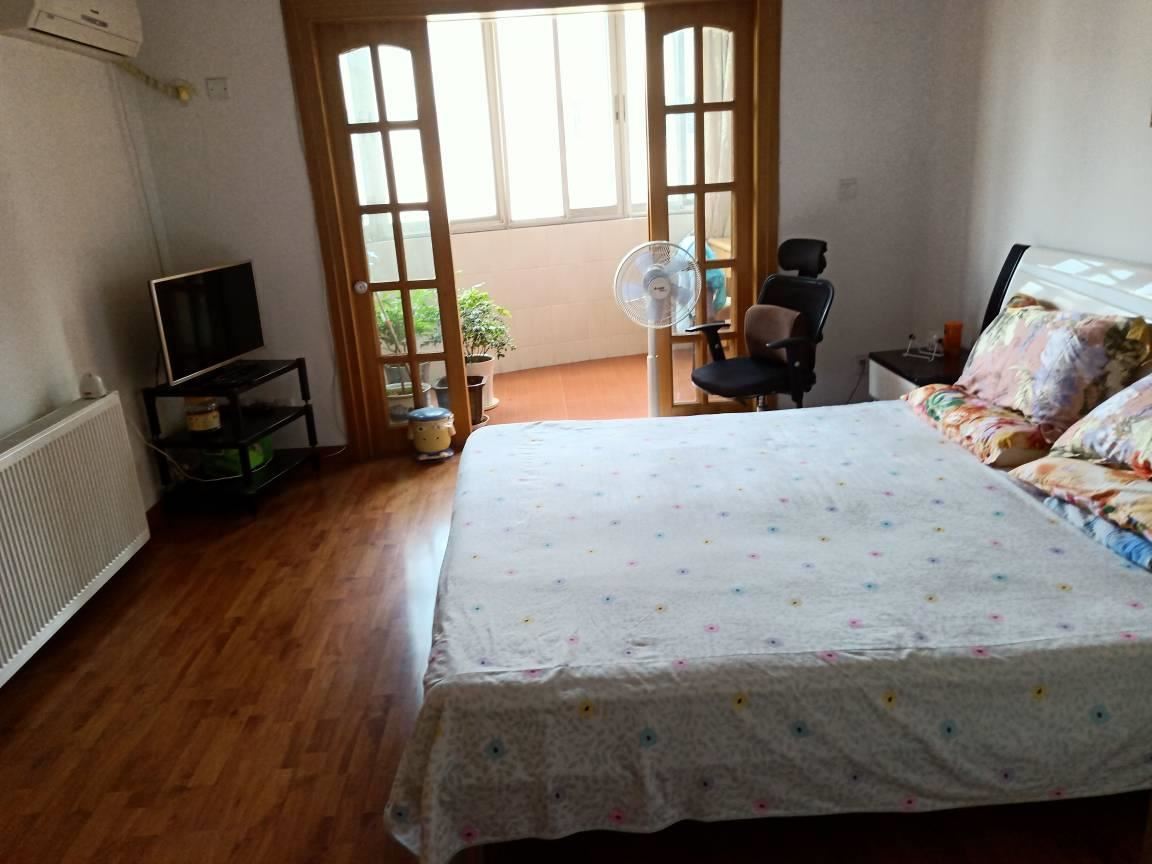 仙桃 旁德政园全屋新装大三房带暖气片拎包入住