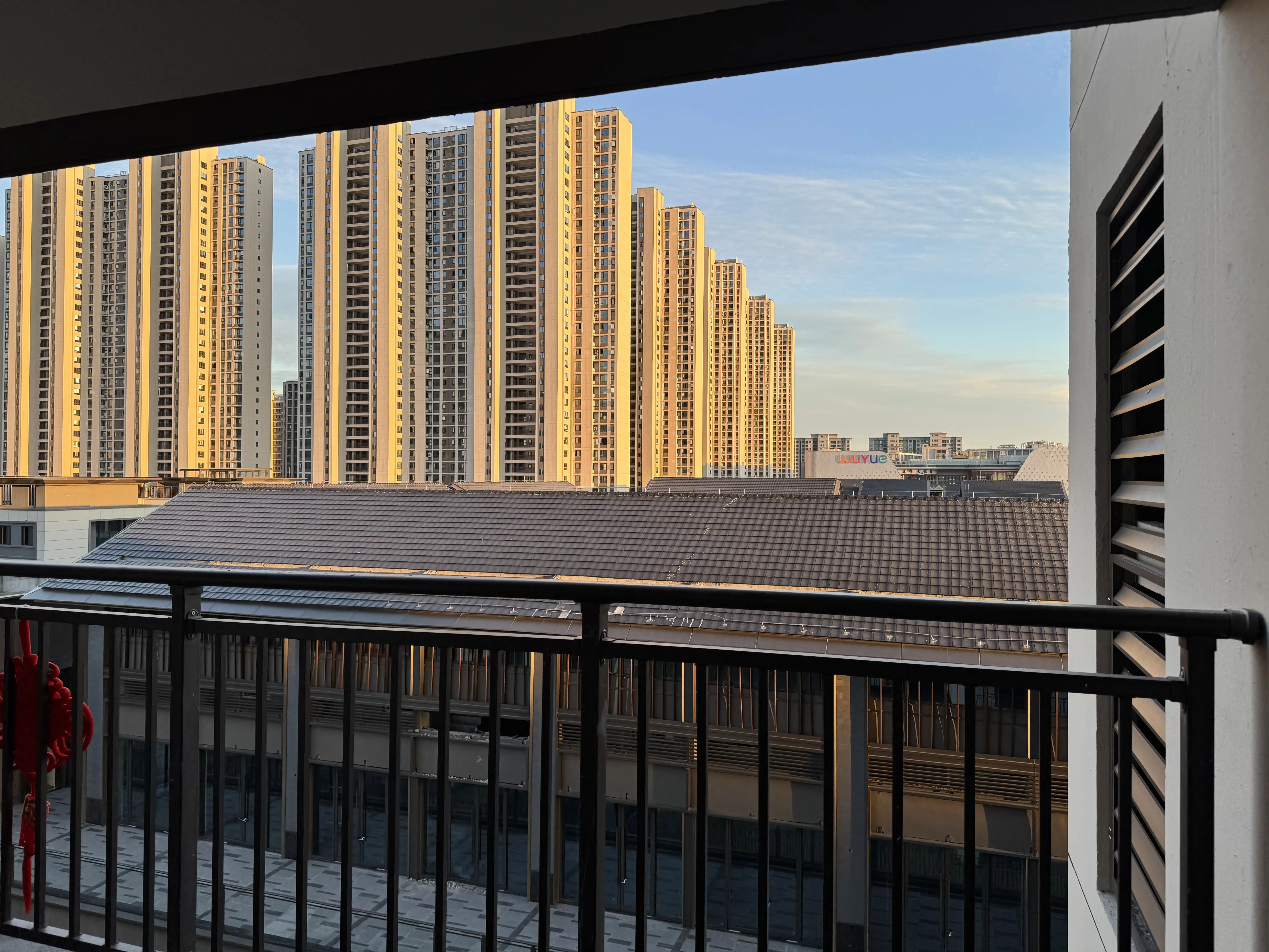 城南，吾悦广场，纯边户，现房，好楼层6楼，单价5900