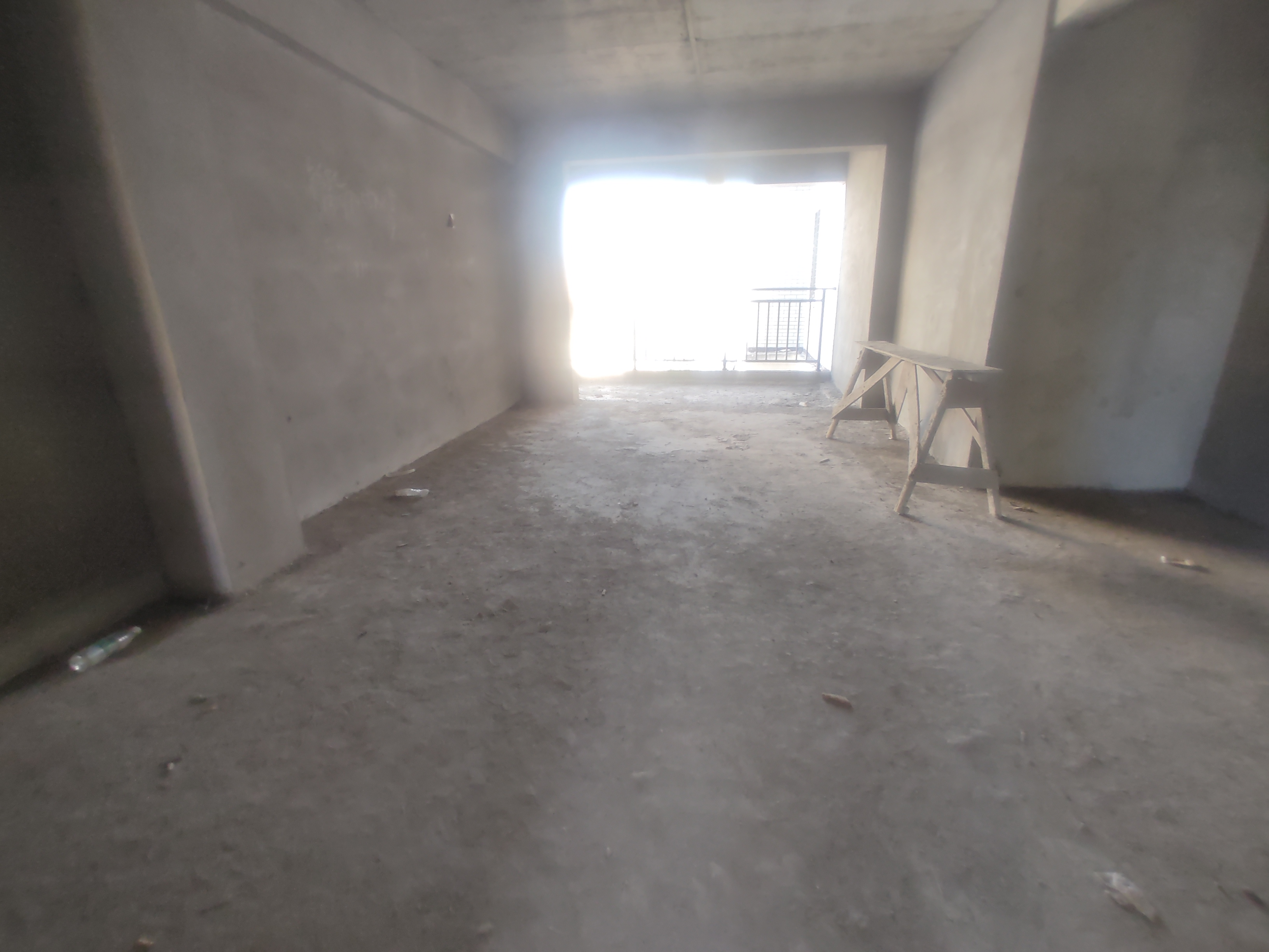 刘口花苑电梯小高层凤凰层毛坯三房单价3字头