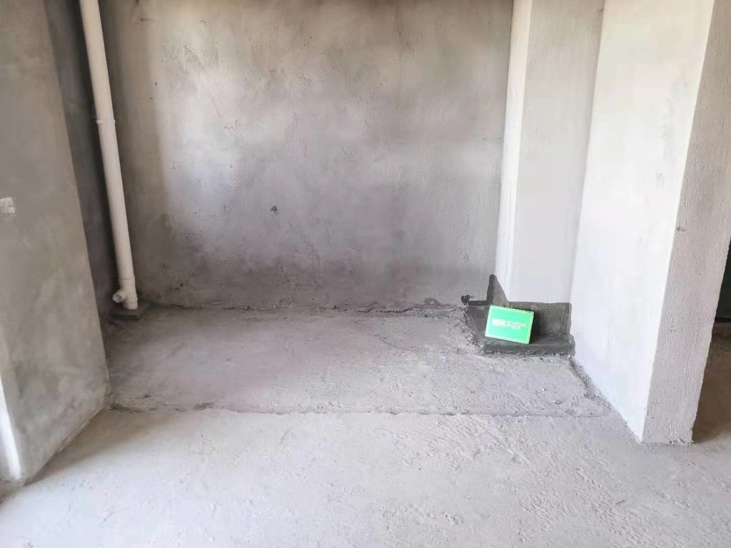 滨江满庭春毛坯大三房江景房南北双阳台房主诚意出售