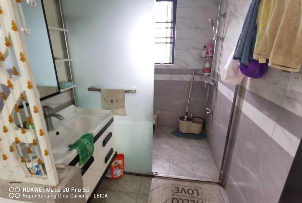 满庭春精装三房拎包入住南北通透型看房方便