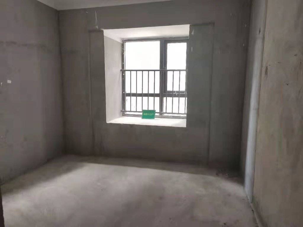 森林国际毛坯大三房仙桃新二中下楼就上学带大平台晾晒东西一级棒