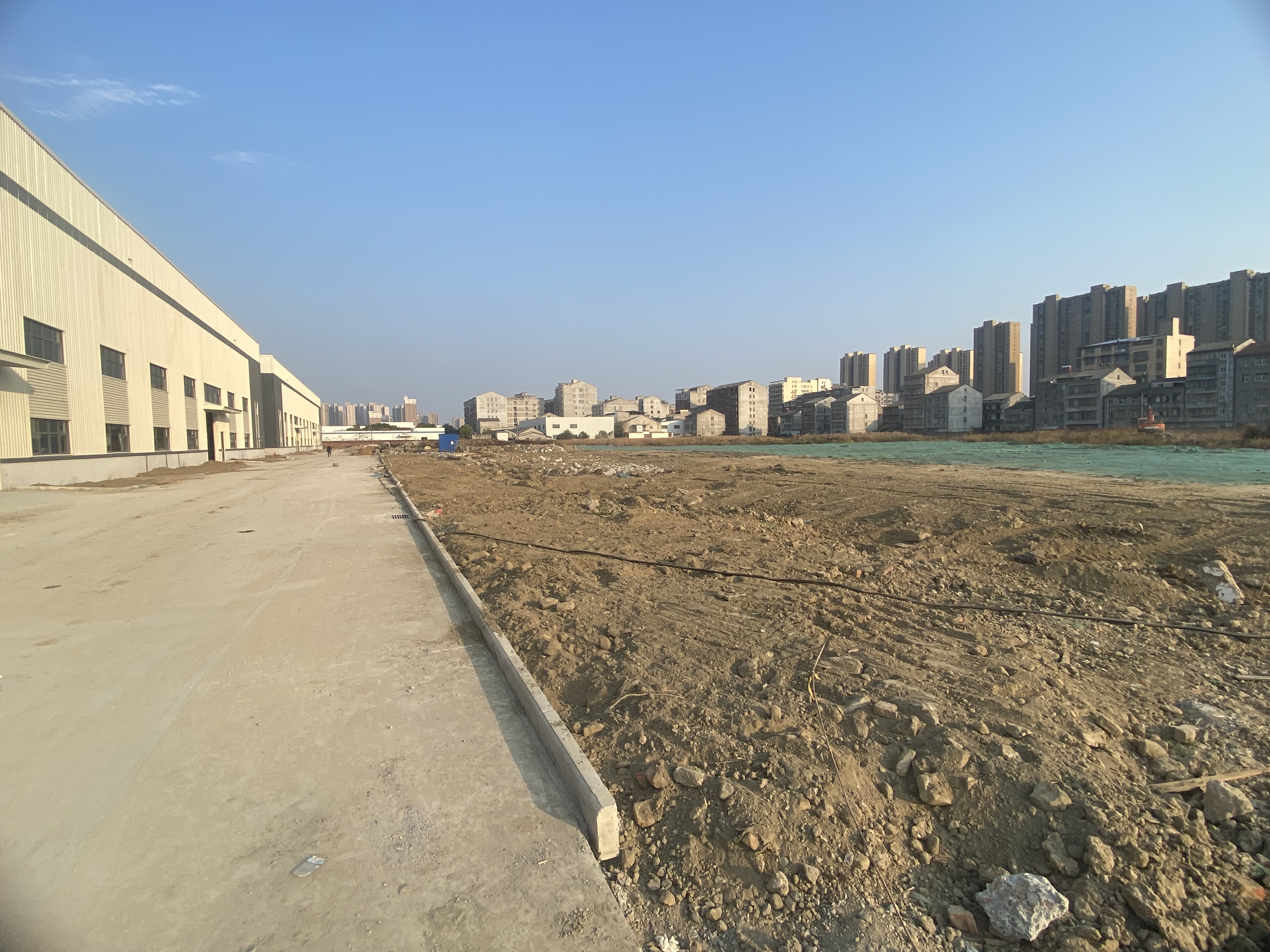 仙桃小南五千平高标准厂房诚意出租可分租可整租