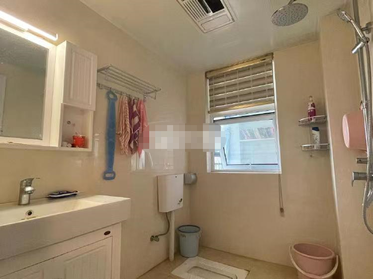 元泰精装三房，家具家电齐全拎包入住，房子漂亮的很