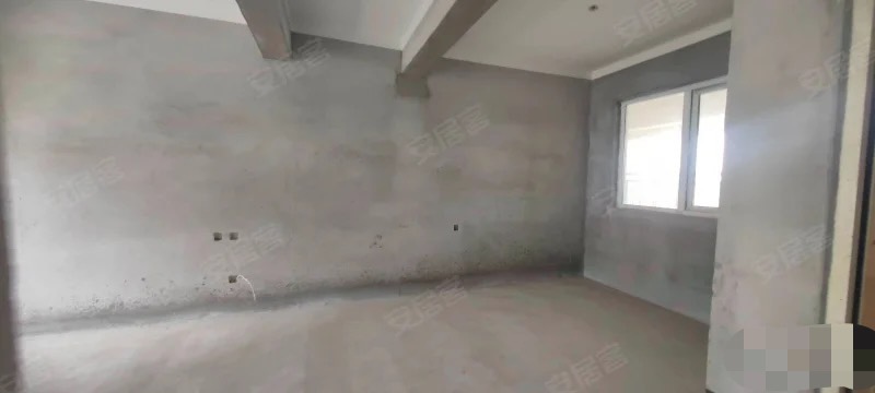 ？亏本出，城南，金科御府，单价3800，好楼层，带地下车位，证件满二，捡漏，