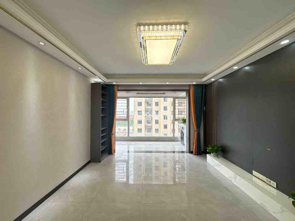 阳台上目送吖上，学，15年教！育！无！忧！！