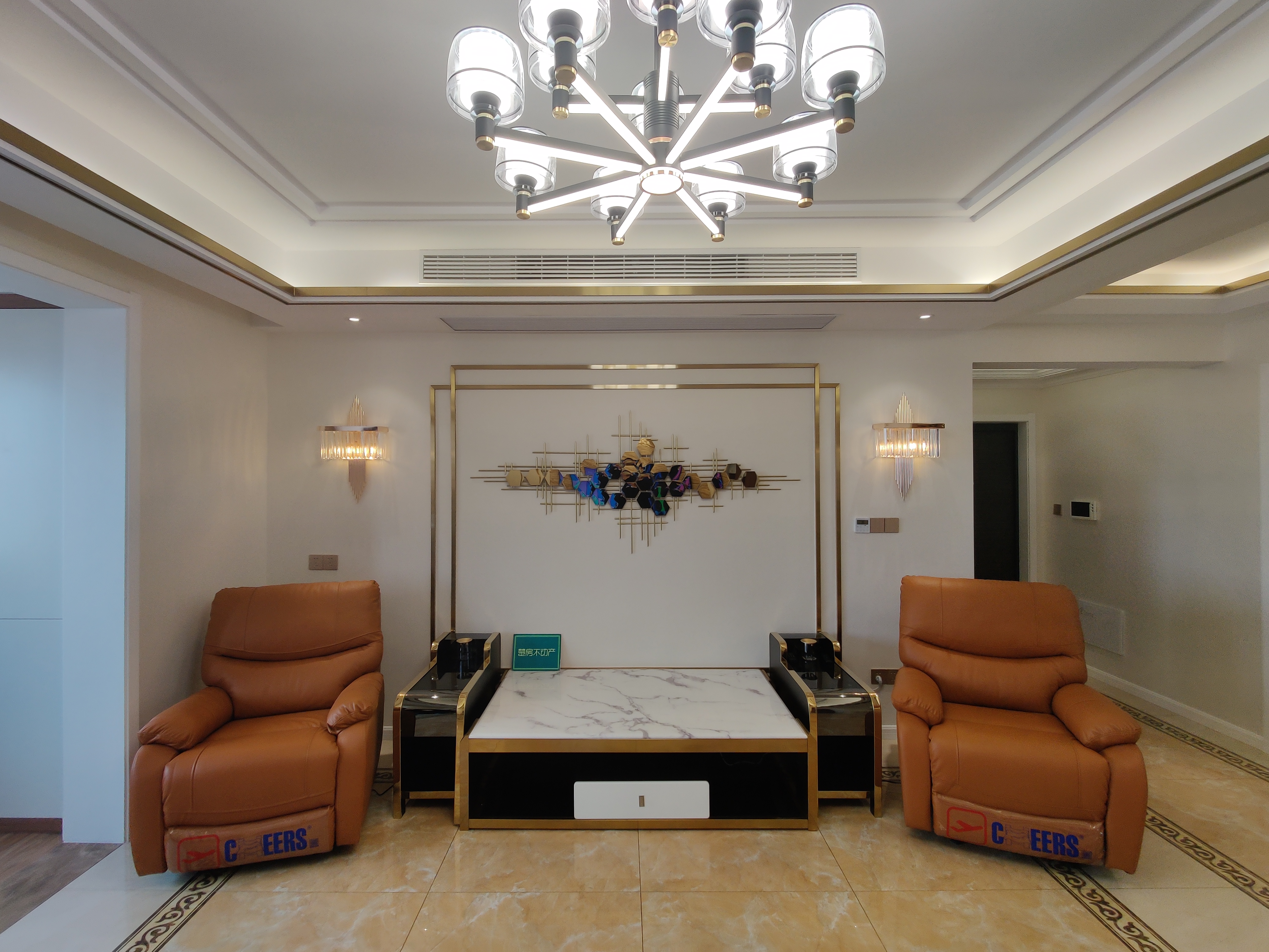 御台公馆全屋定制全屋品牌家私家电一天未住全屋中央空调有赠送面积房东亏本卖