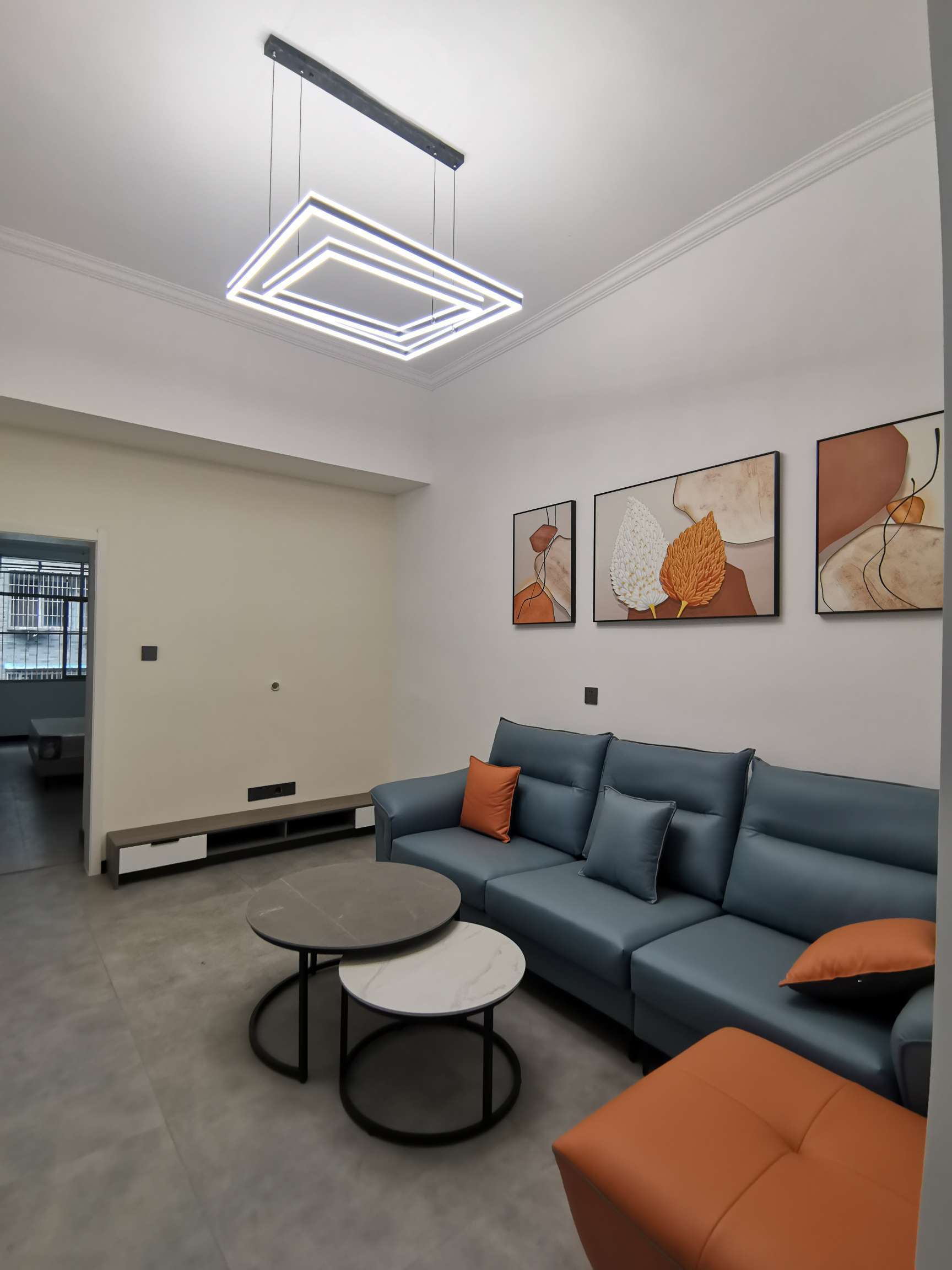 老城区楼盘全新装修拎包入住小三房