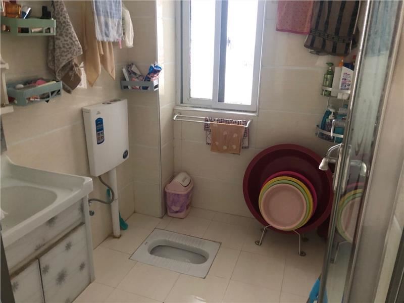 城南城市丽景，精装3房，成色新户型好，证满两年，可按揭