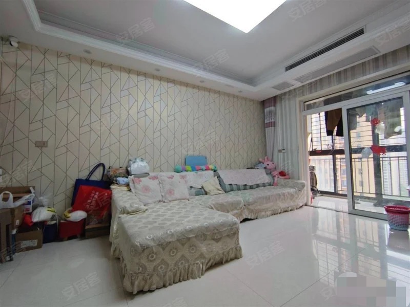 捡漏，城南，森‮国林‬际，精装‬三房，好楼层16楼，证满二，诚心出售