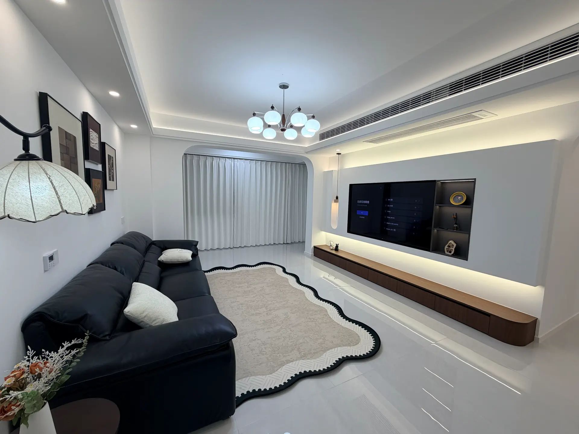 降价了，​城‮吾，南‬悦旁，元泰未来城c区，​全新‮修装‬中‬古风​，精装三房，满2年