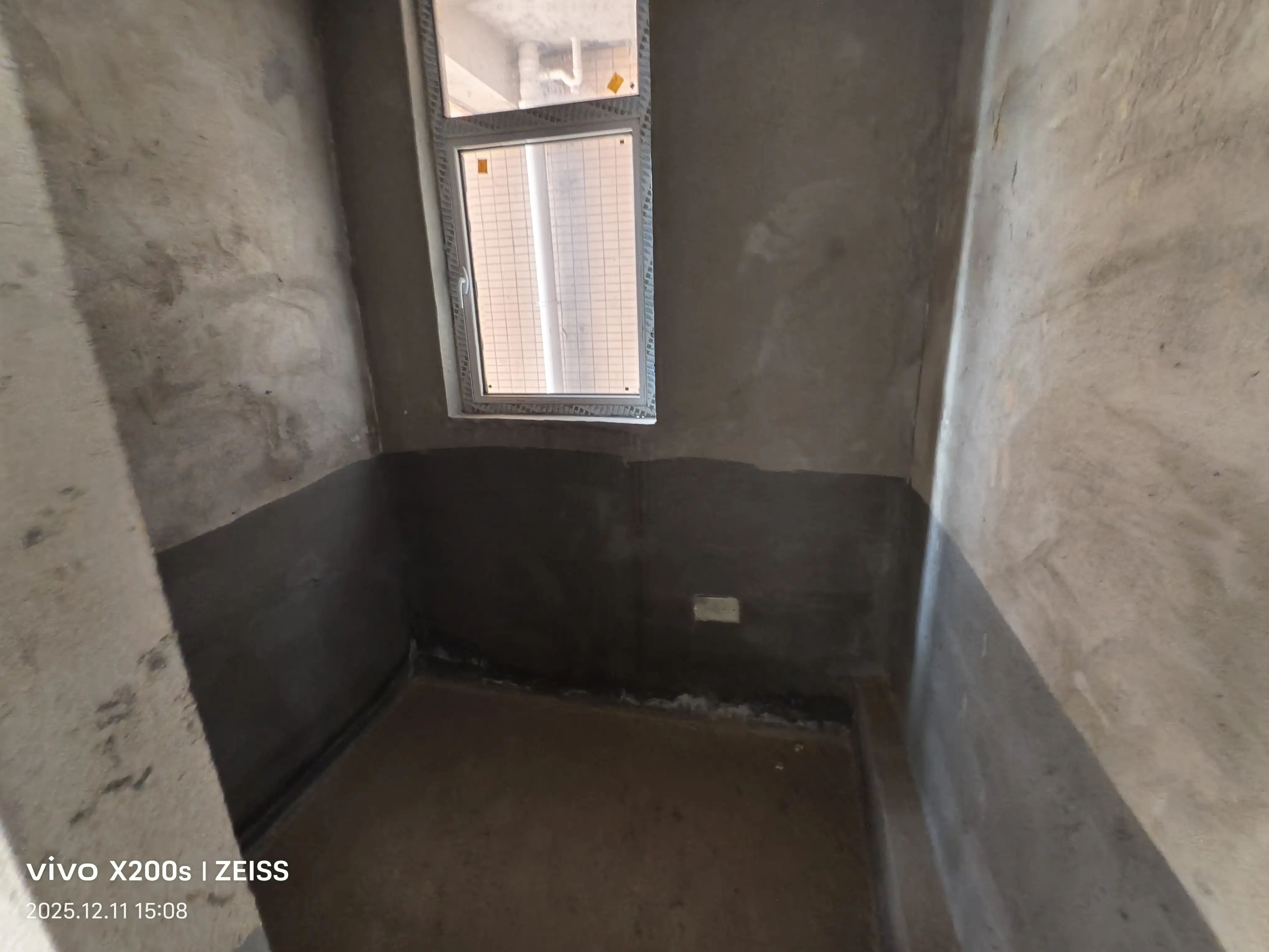 捡漏，时代天骄，单价2850，毛坯三房，好楼层20楼。证满二